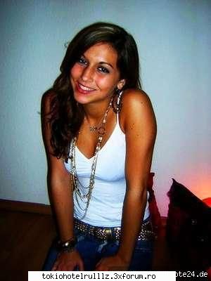 ~~Ann Katherin... parerea voastra despre ea...~~ - bha asta e ea nhu su ioh pon poze q altcnva? - Tom