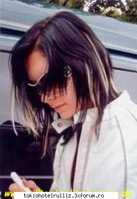 Bill's new hairstyle - eh nha ? tareee : P [ app cool poza me nuh] - Bill