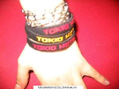 ~~Chestii cu T.H. - Sa am ji eu aja cva la mana 8-> - Tokio hotel