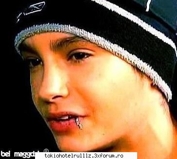~~Poz3 kool cu Tom~~ - Smile 4 me baby - Tom
