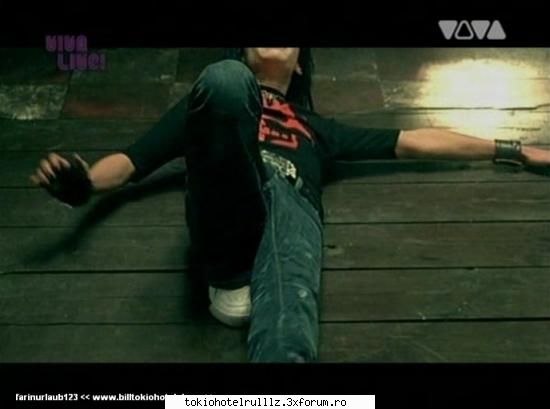 ~~Poze de la filmarea videoclipului ,,Rette mich"~~ - omfg... poza mea preferata..buey nu va - Tokio hotel