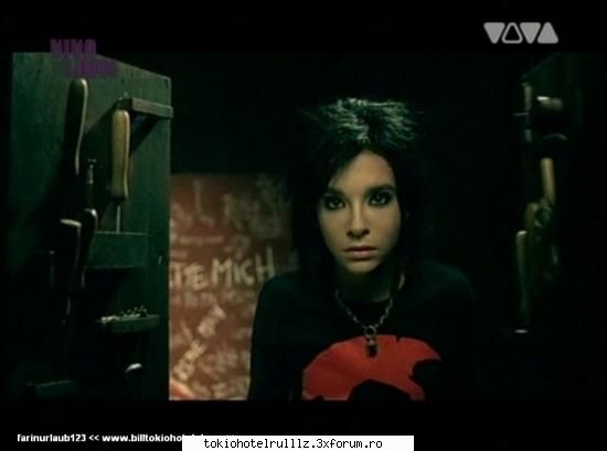 ~~Poze de la filmarea videoclipului ,,Rette mich"~~ - okay tuh zici `tom komm und rette mich` - Tokio hotel