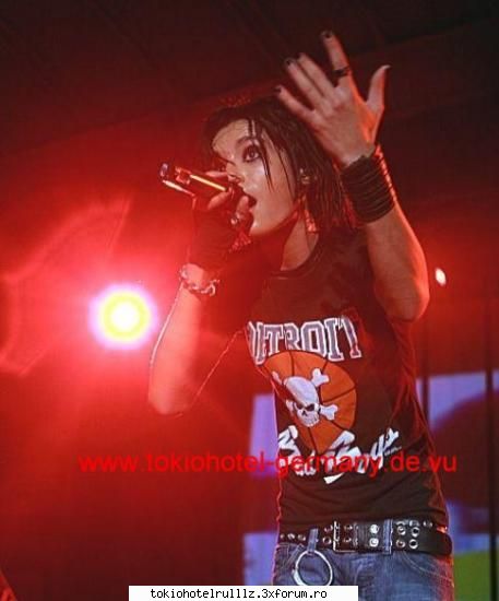 ~~Thema #1~~ - heh...i like this song.. ;) - Downloads