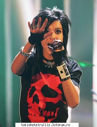 ~~Ultimele bombe =))~~ - yo am auzit k Nena le`a compus mel Rette Mich de - Tokio hotel